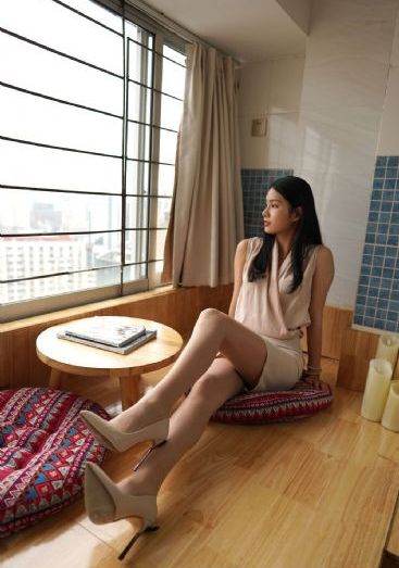 免费人成?大片在线播放-大结局日韩成人在线