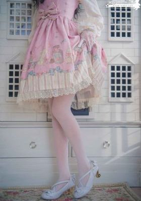 在线国v免费看-中英字幕视频全集