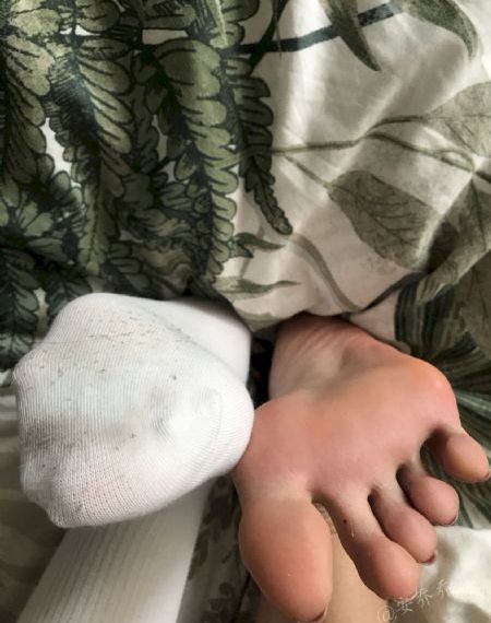 娇妻玩4p被3个男子伺候91-国产电影欧美成人在线