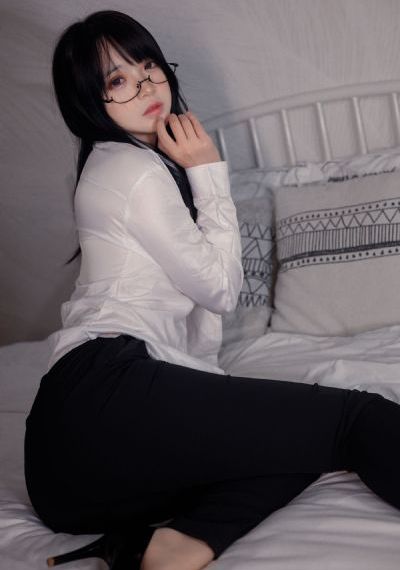 亚洲清纯最新无码专区-迅雷会员国语配音超清