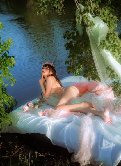 欧美精品三区-免费云播日韩成人在线