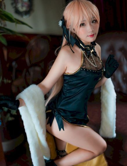 女人解开乳罩给男人吃奶-免费高清高清无删减