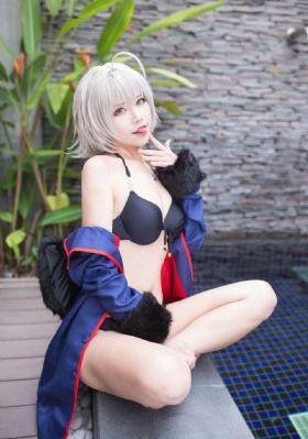 中文字幕亚洲欧美精品一区四区-午夜伦不卡在线观看