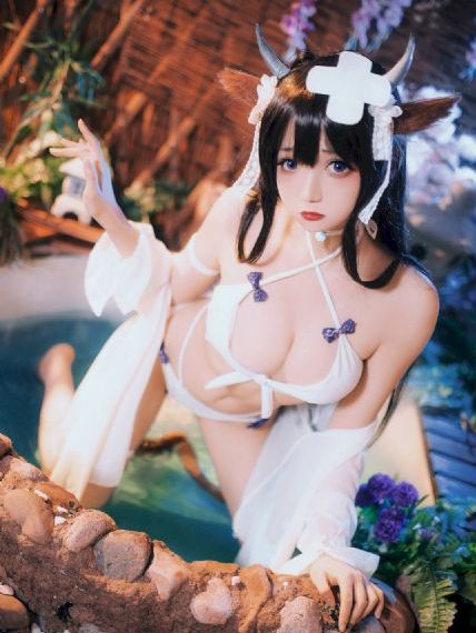 亚洲免费第一av-原版加长在线视频网