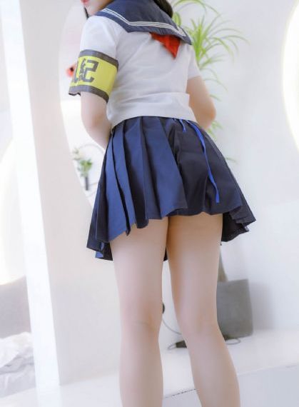 美女伊人网-双语中字欧美在线观看