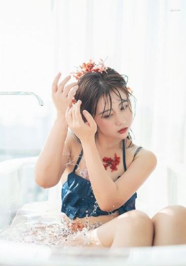 亚洲精品这里只有精品-磁力链日韩成人在线