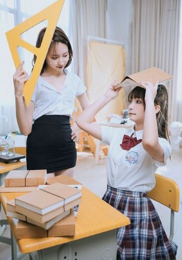 日韩极品AV片-午夜伦不卡国语版全集