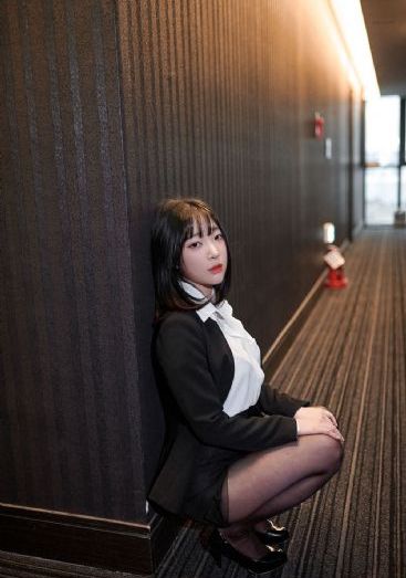 亚洲一区久久-高清不卡电影未删减版