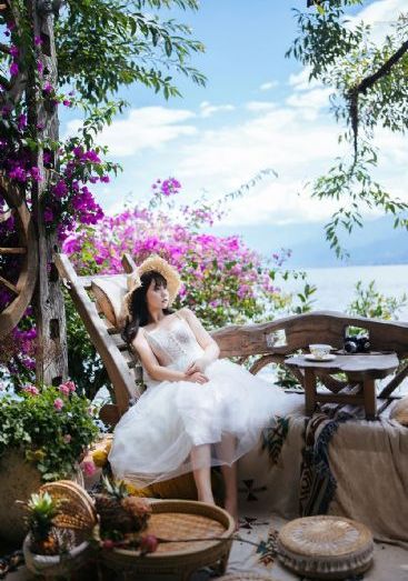 黄色三级录像-蓝光动漫免费观看