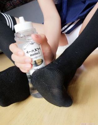 中文字幕不卡免费视频-全集琪琪电影网