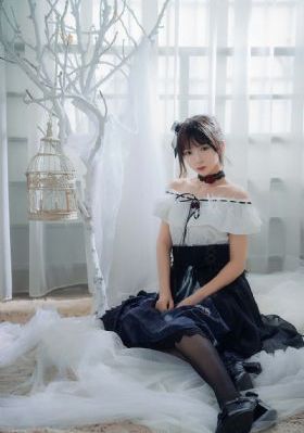 免费看国产成年无码AV-人人影视在线视频观看