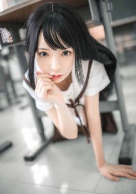 女人光屁屁无遮挡的照片-双语中字正片免费观看