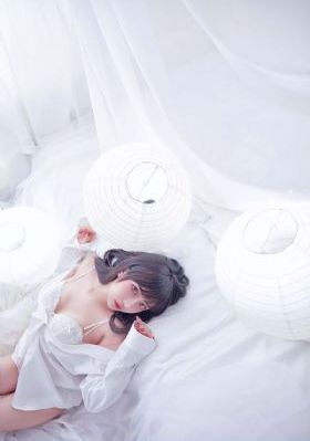 亚洲系列在线播放-精彩花絮未删减完整版